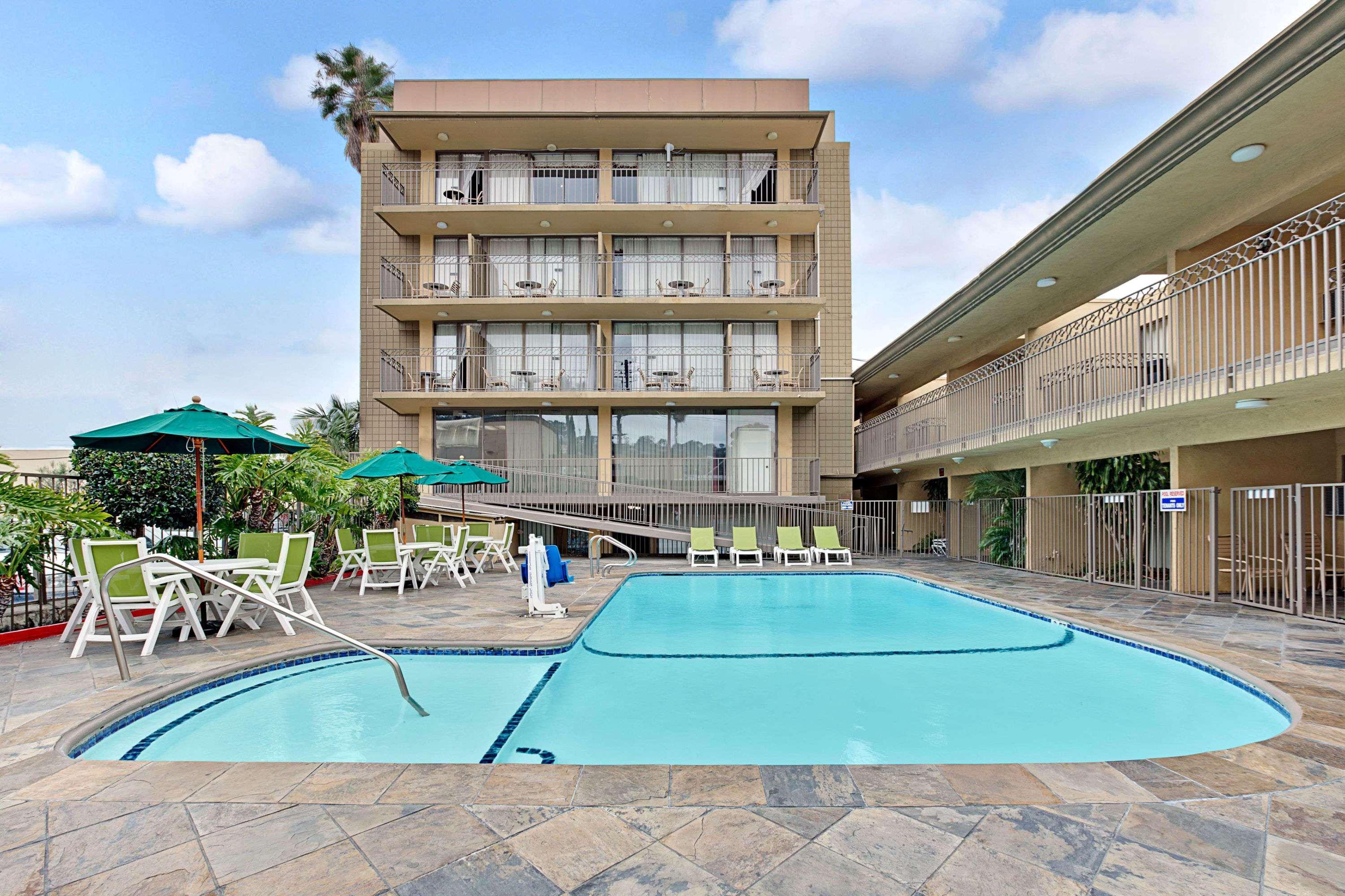 Vivo Flex Living Torrance
